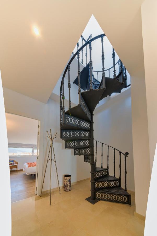 Holidays2Fuengirola Duplex With Stunning Sea View, Terraces,1St Line Beside Port Exterior photo