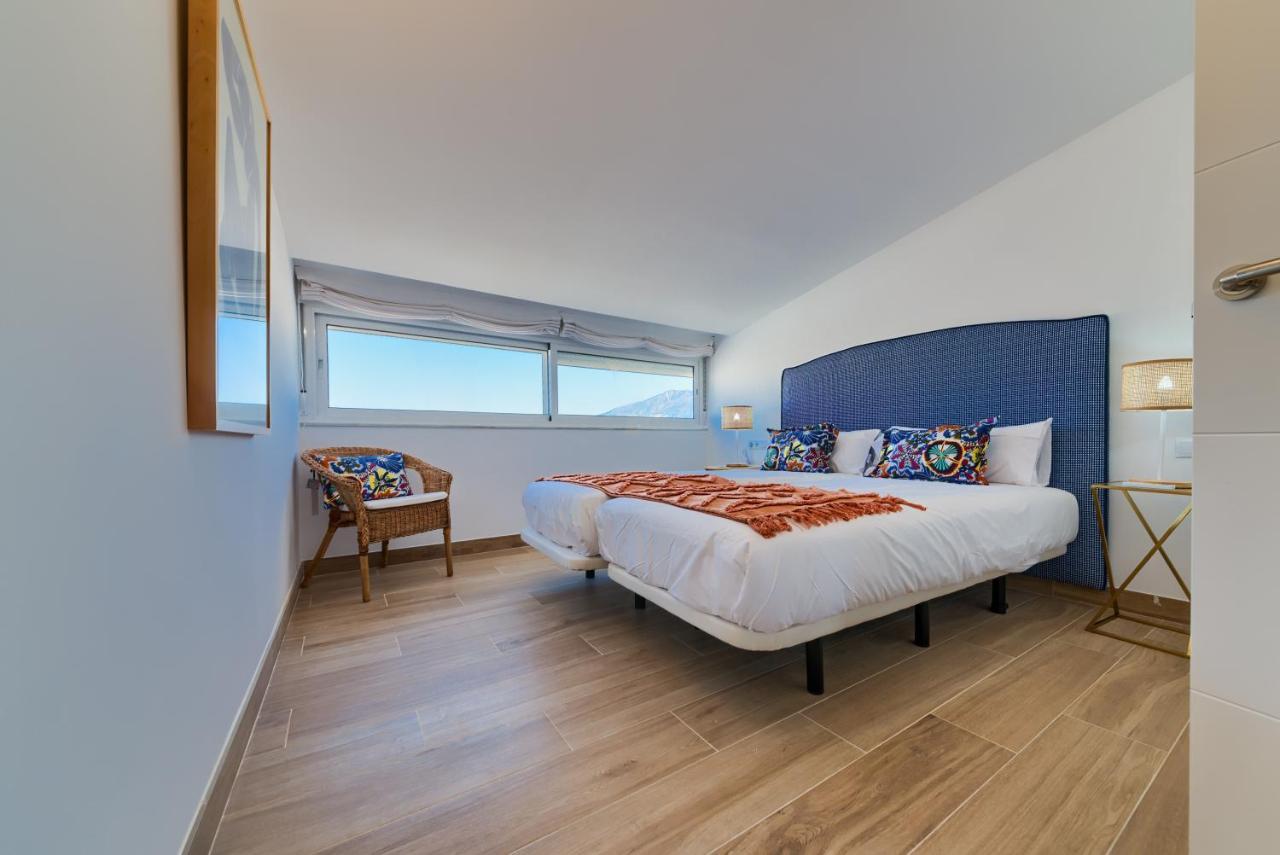 Holidays2Fuengirola Duplex With Stunning Sea View, Terraces,1St Line Beside Port Exterior photo
